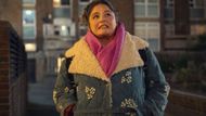 Jessica in Too Much | Image via Netflix